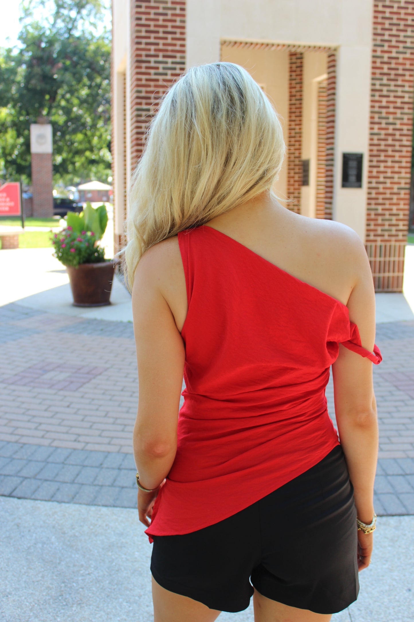 The Matador Top