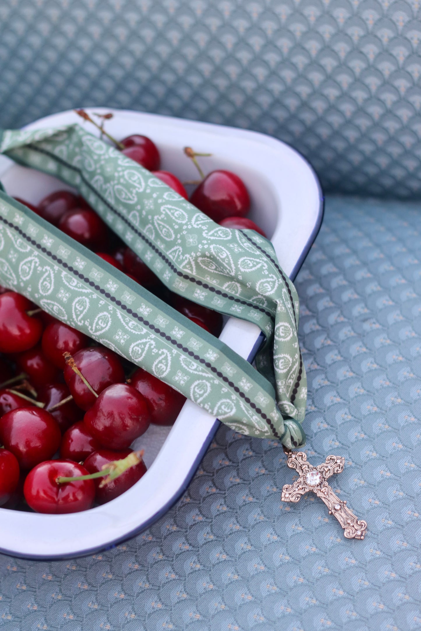 Fancy Cross Scarf Necklace - Green