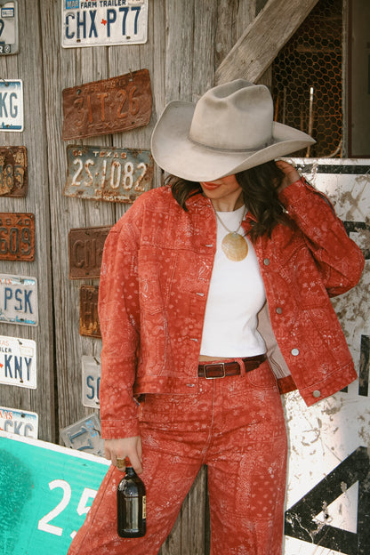 Cowgirl Shell Necklace - Beige